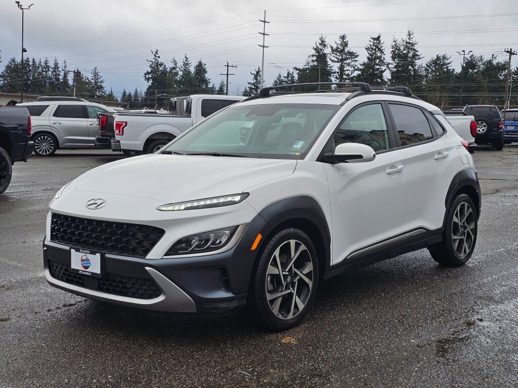 Used 2023 Hyundai Kona Limited image 3