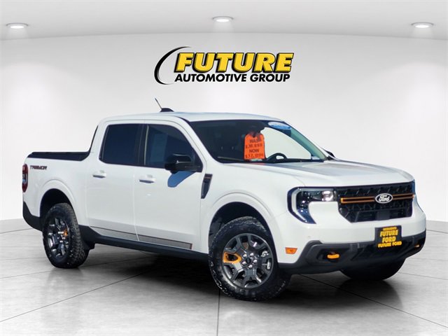 Certified 2025 Ford Maverick Tremor image 1