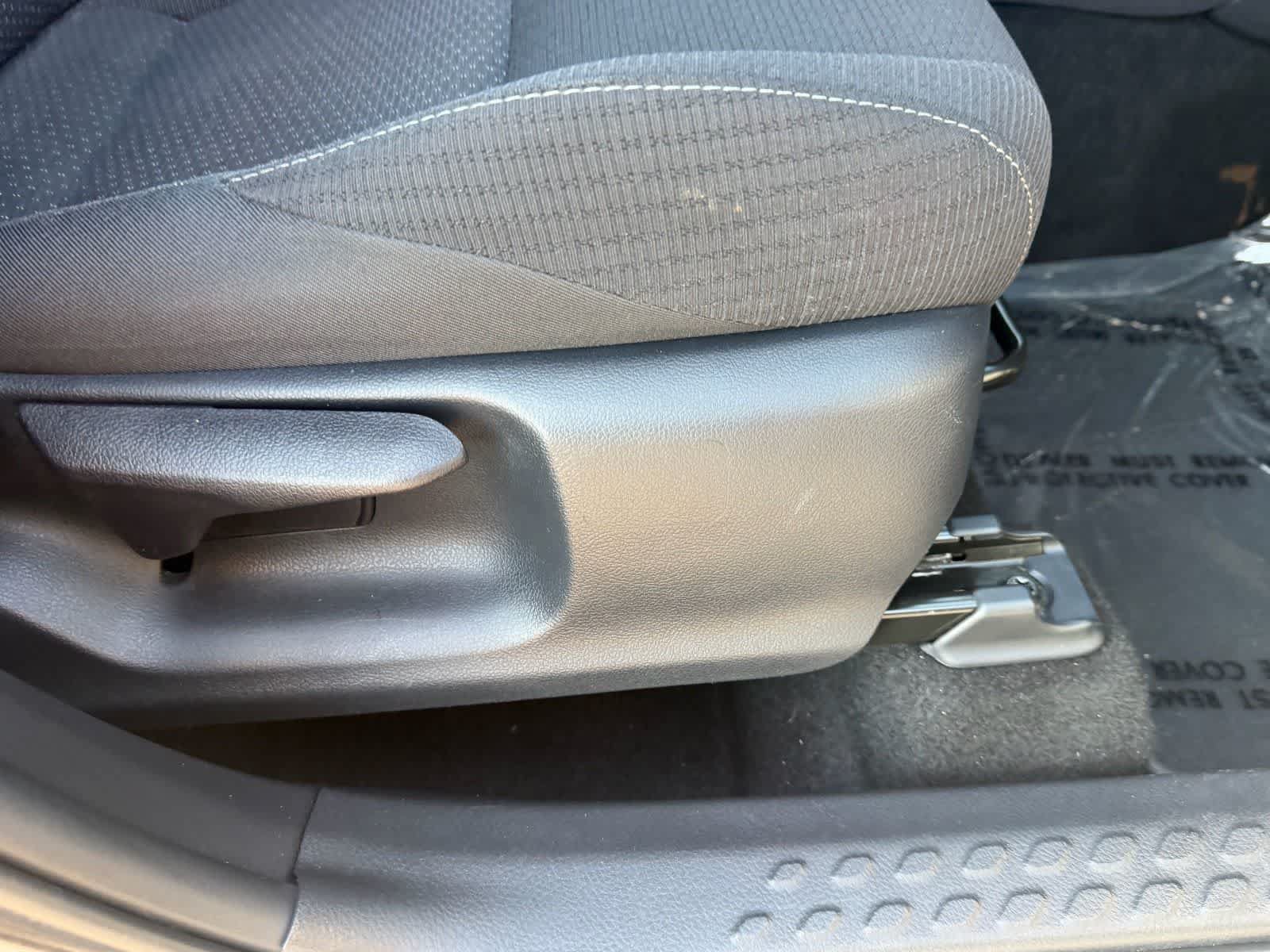 Used 2018 Toyota C-HR XLE FWD image 14