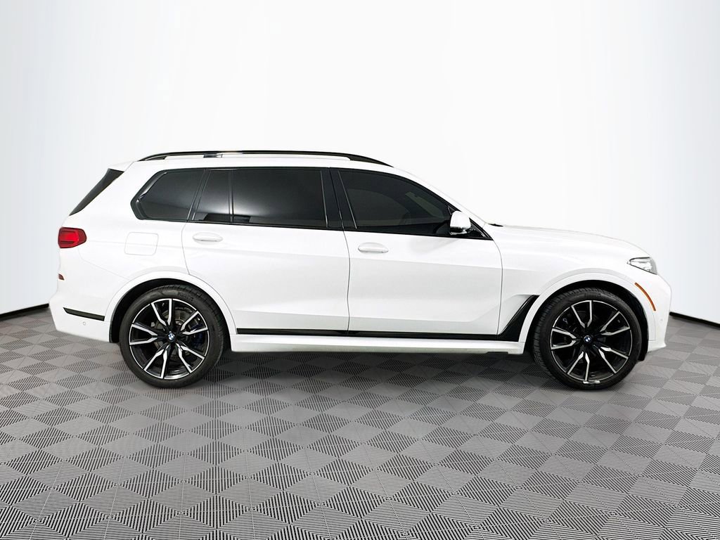 Used 2021 BMW X7 xDrive40i w/ M Sport Package image 4