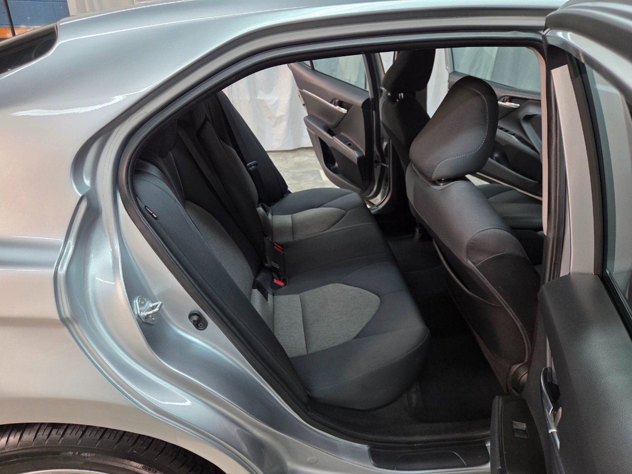 Used 2021 Toyota Camry LE image 15