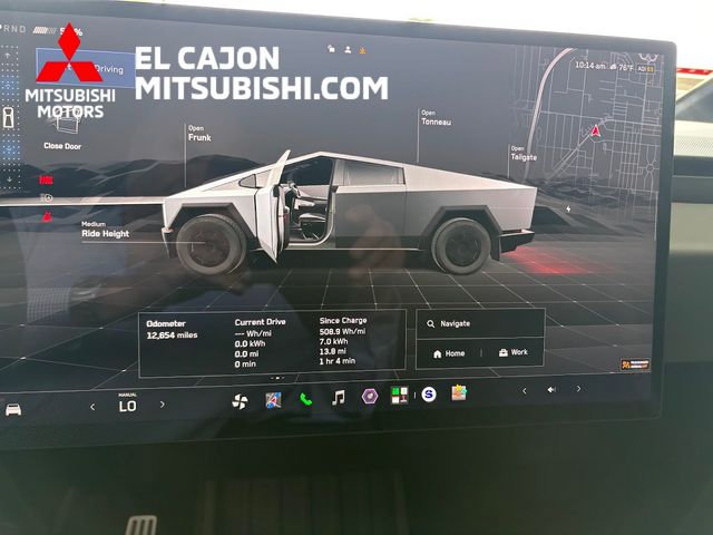 Used 2024 Tesla Cybertruck AWD Crew Cab image 13