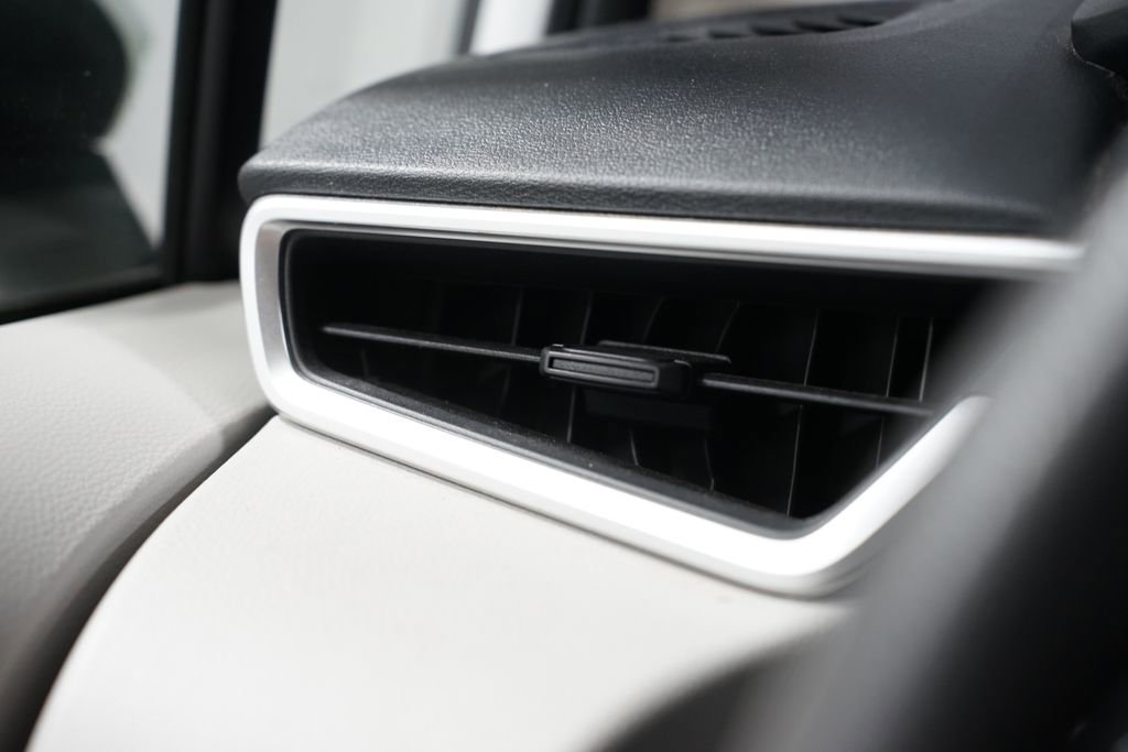 Certified 2023 Toyota Corolla LE image 23