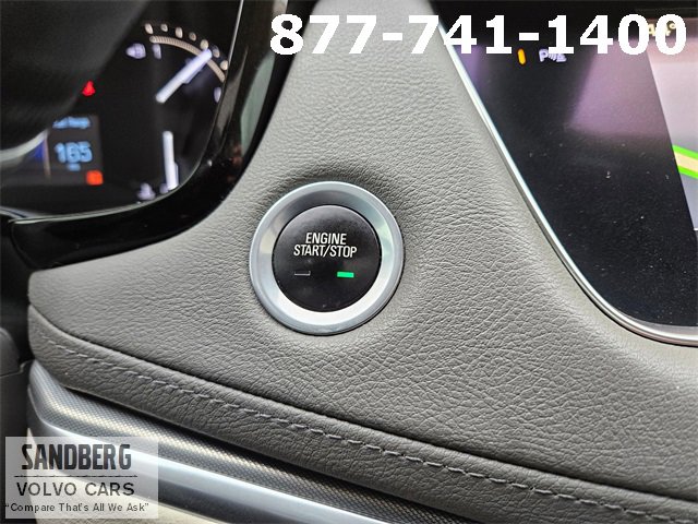 Used 2017 Cadillac XT5 Luxury w/ Driver Awareness Package image 24