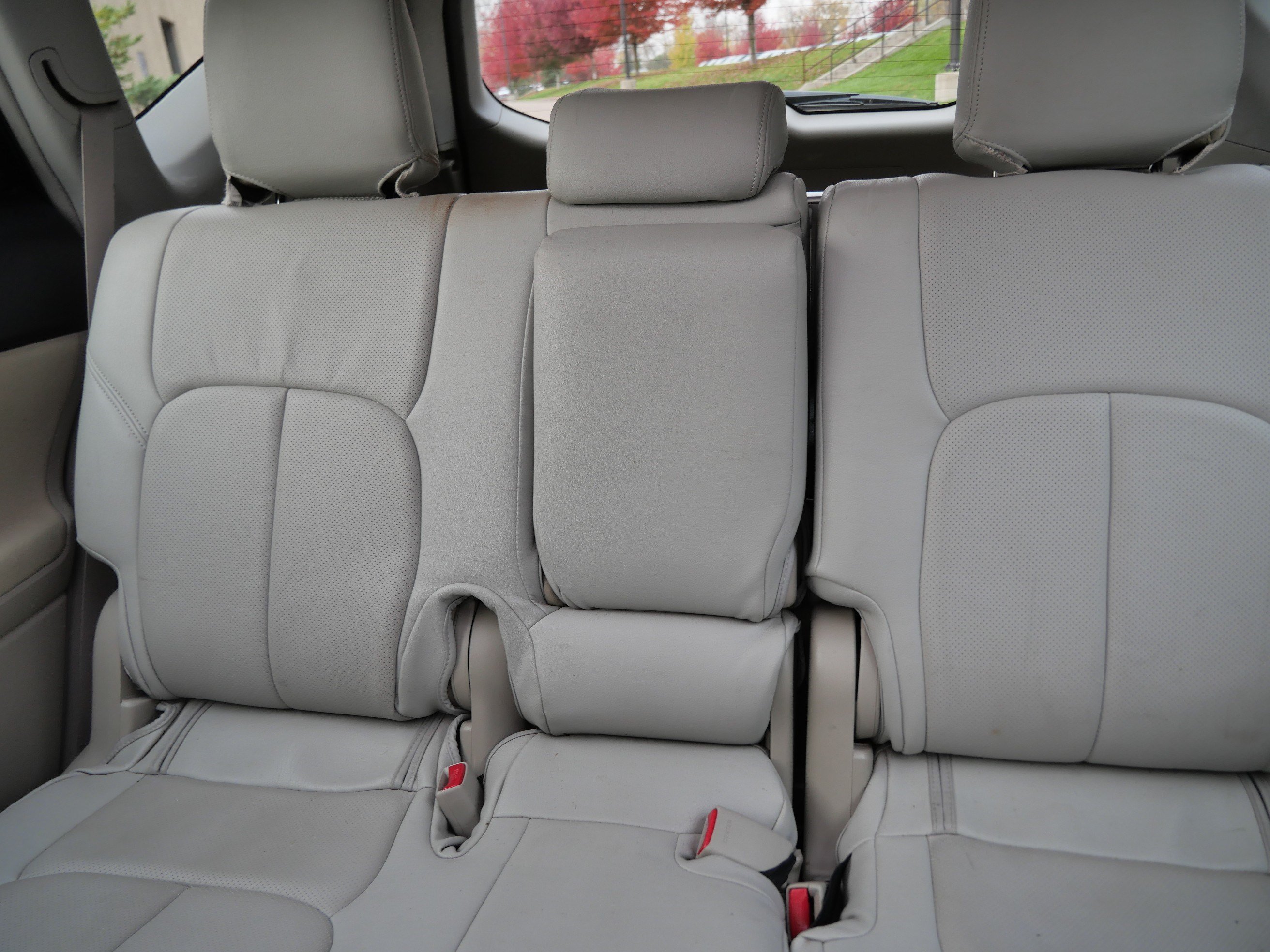 Used 2014 Toyota Prius V Three FWD image 13