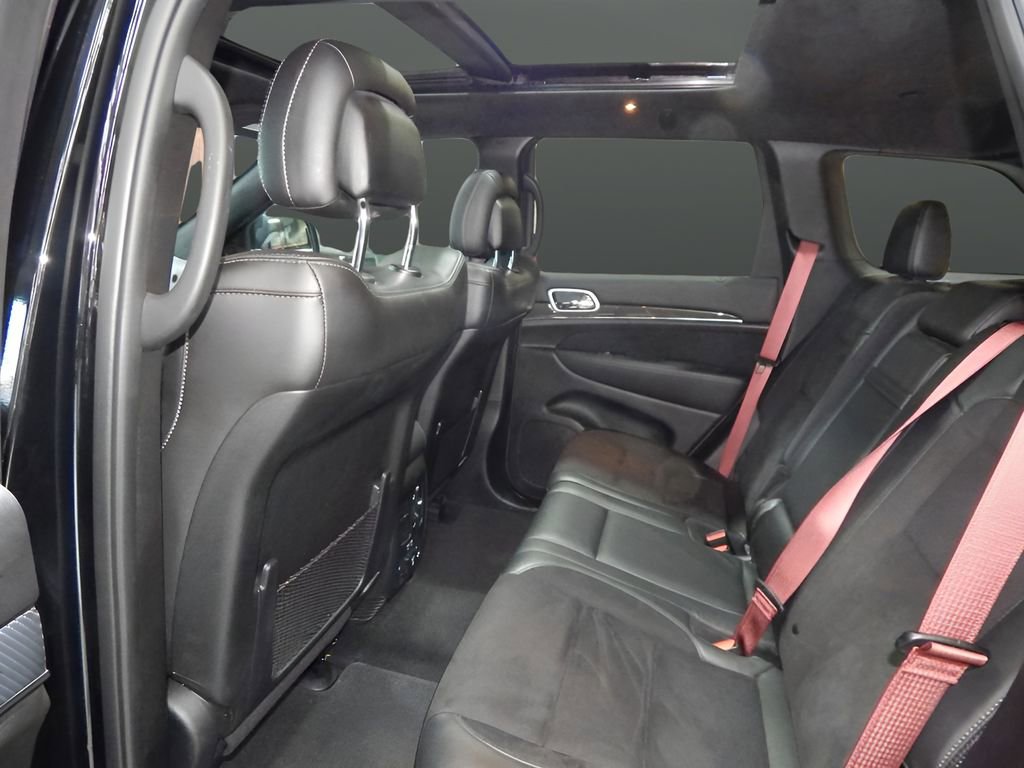 Used 2021 Jeep Grand Cherokee SRT w/ Trailer Tow Group IV AWD/4WD image 30