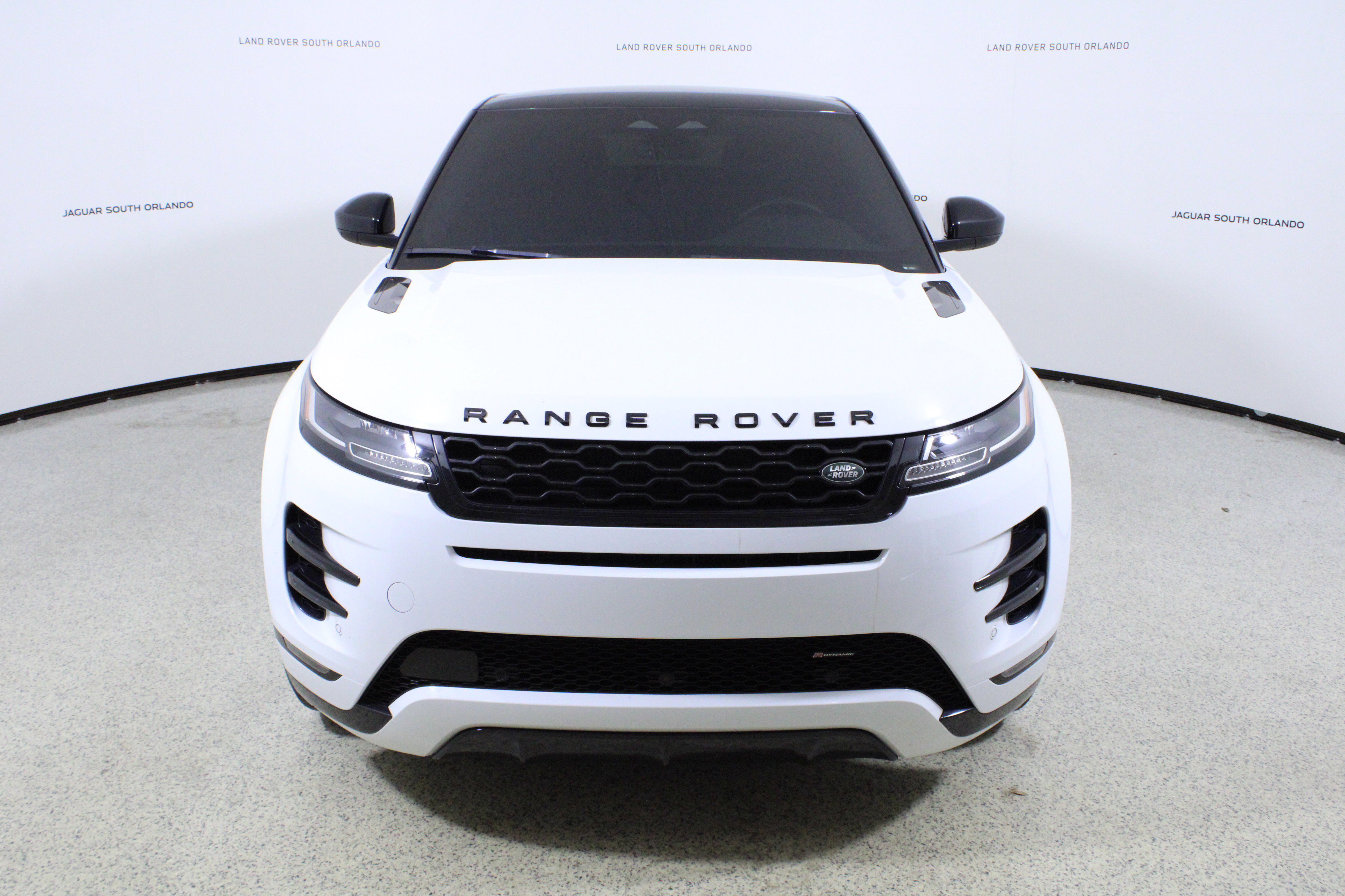 Used 2023 Land Rover Range Rover Evoque R-Dynamic S image 2