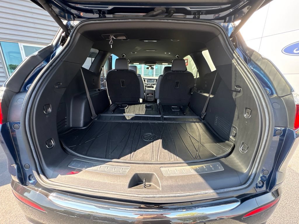 Used 2023 Buick Enclave Essence w/ Trailering Package, 5000 lbs. FWD image 10