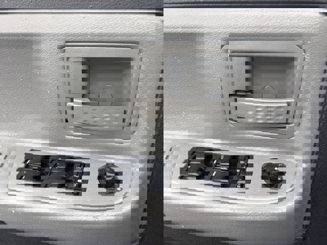 Used 2011 Dodge Dakota 4x4 Crew Cab image 21