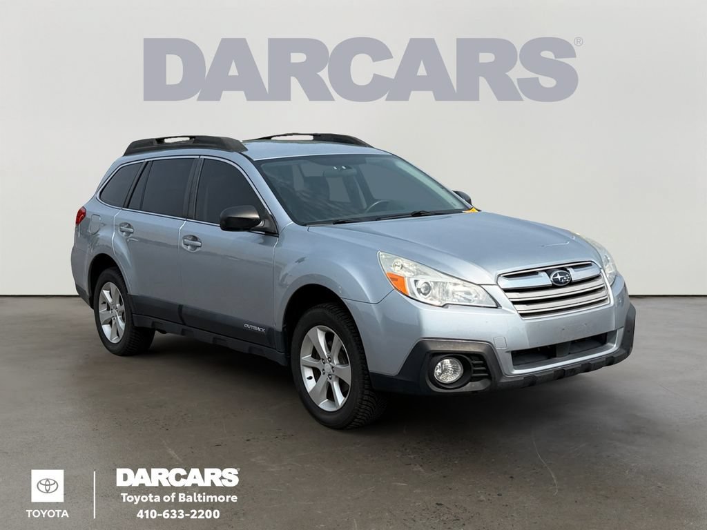 Used 2014 Subaru Outback 2.5i w/ Alloy Wheel Package
