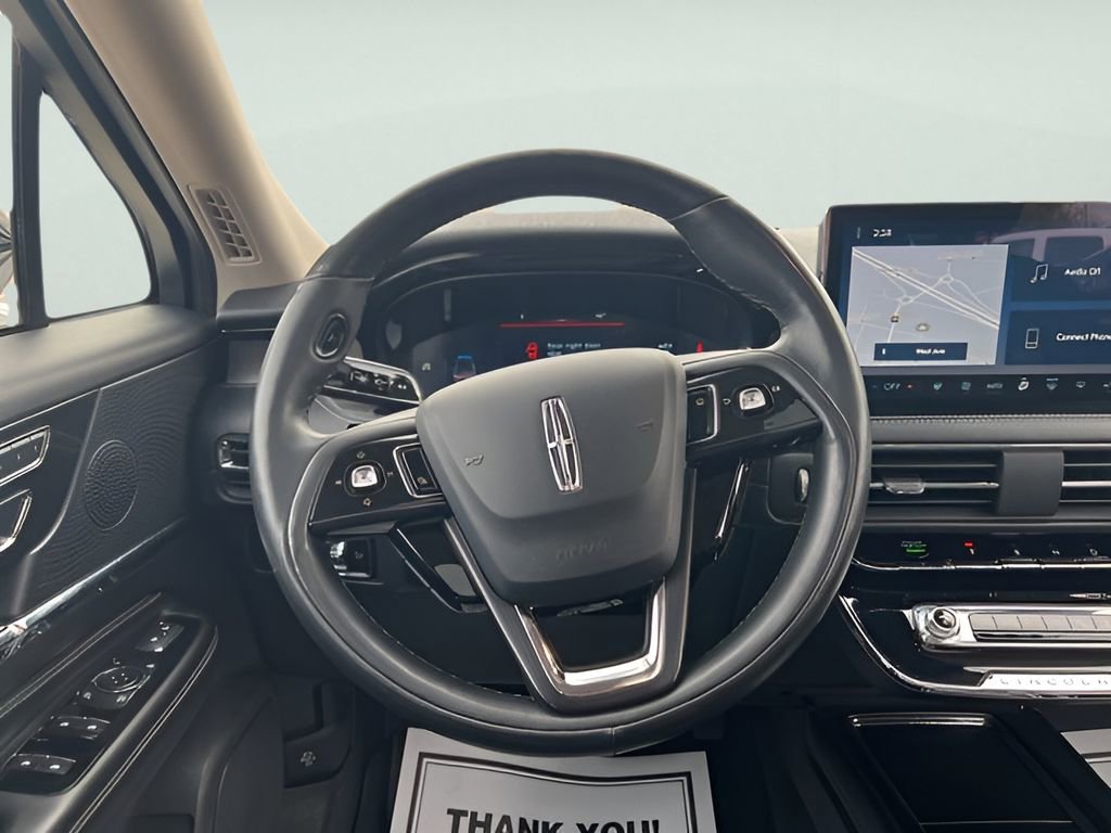 Used 2023 Lincoln Corsair Reserve w/ Equipment Group 201A image 15