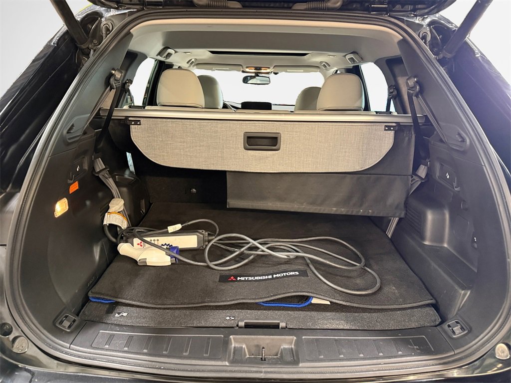 Used 2023 Mitsubishi Outlander SEL image 25