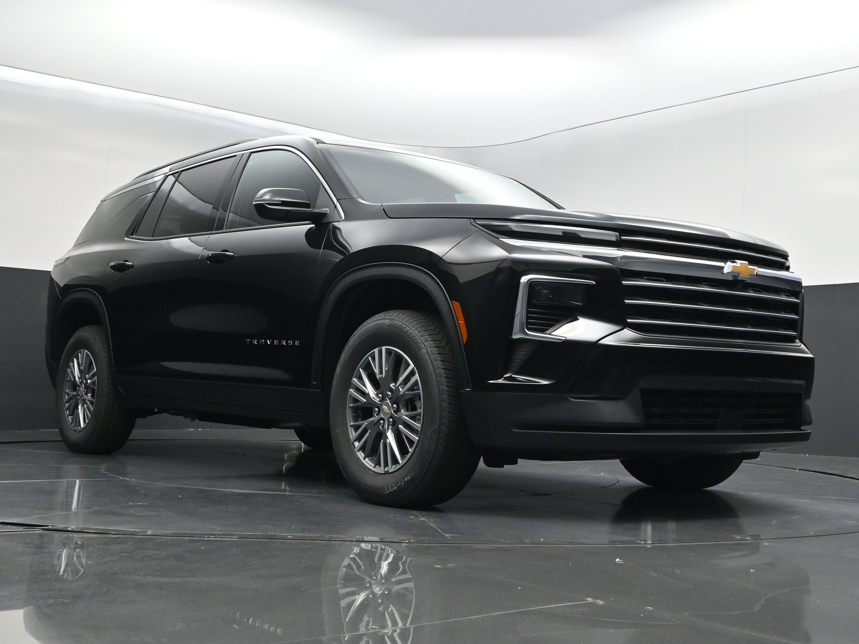 New 2027 Chevrolet Traverse LT FWD image 41
