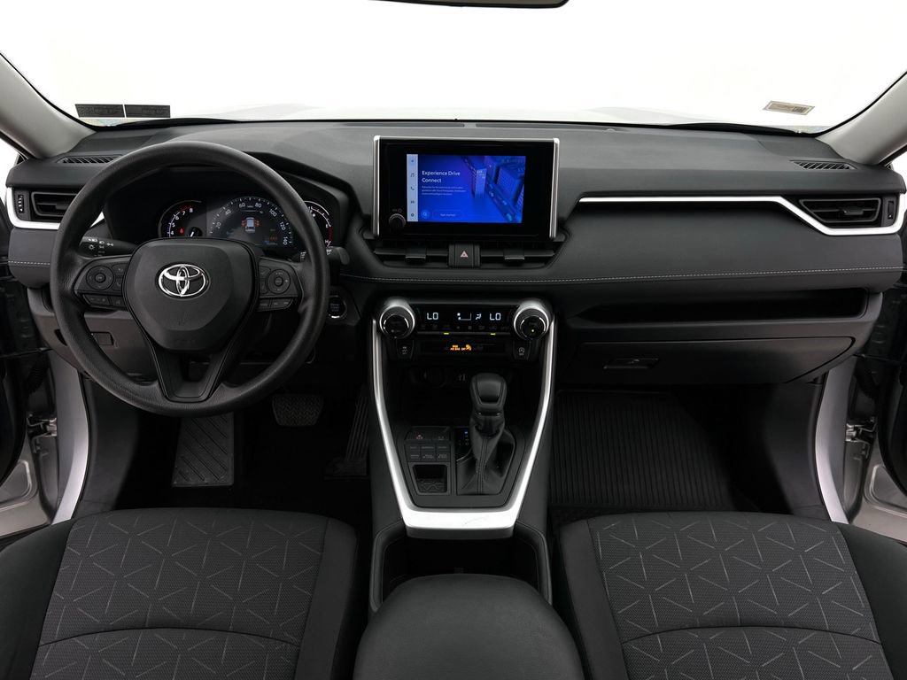 Used 2024 Toyota RAV4 XLE AWD/4WD image 21