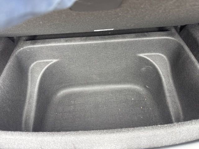 Used 2024 Tesla Model Y Long Range image 32