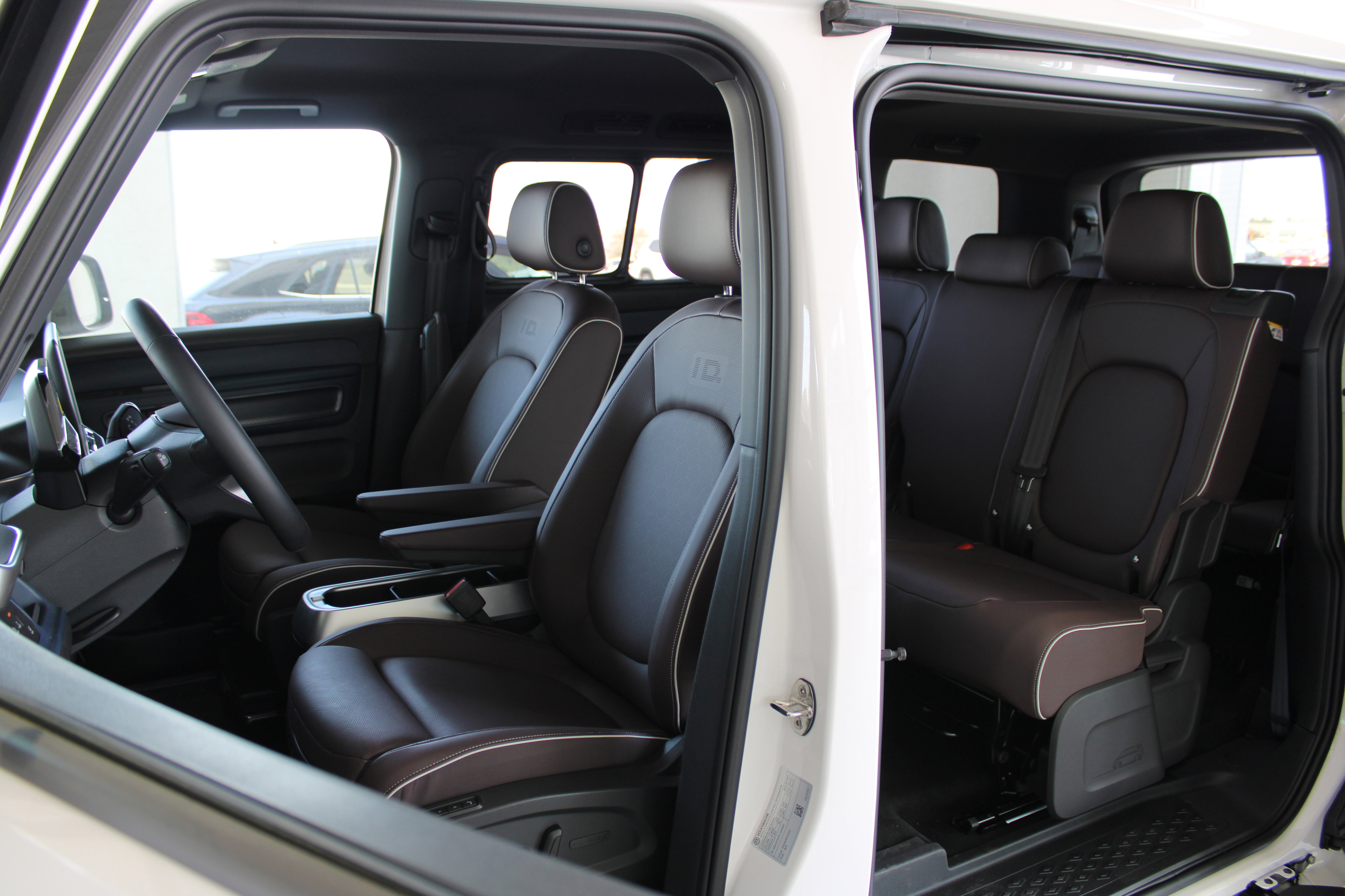 New 2025 Volkswagen ID. Buzz Pro S image 16