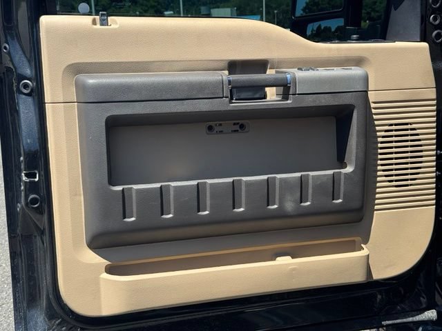 Used 2015 Ford F250 Lariat w/ Lariat Interior Package AWD/4WD image 21