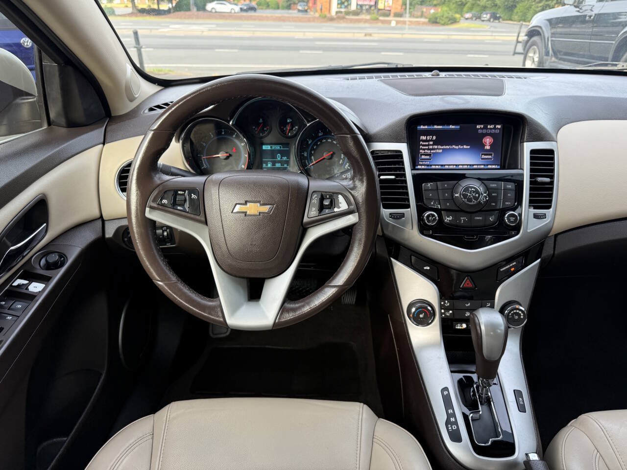 Used 2015 Chevrolet Cruze LT w/ Sun, Sound and Sport Package FWD image 17