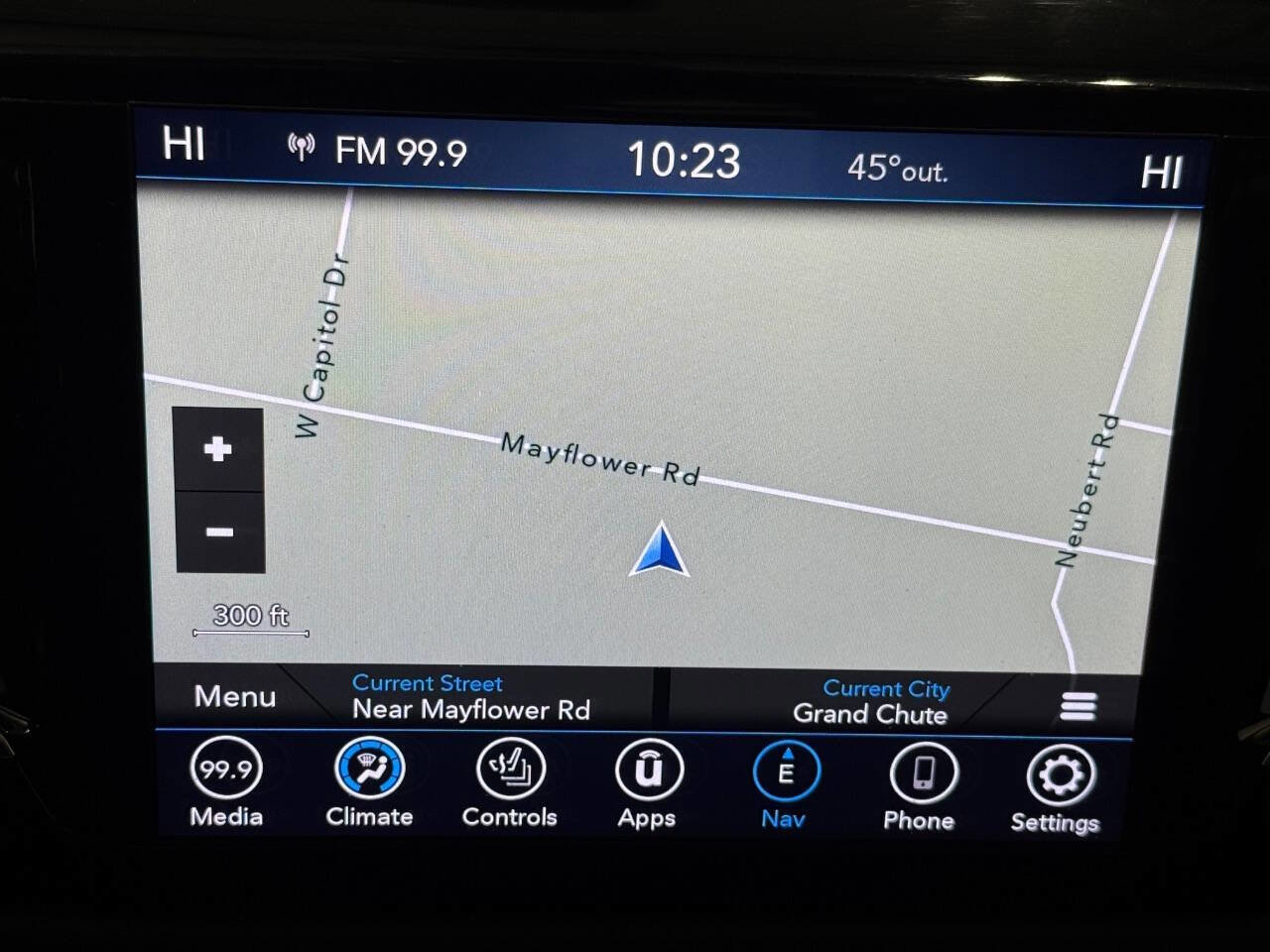 Used 2018 Chrysler Pacifica Touring-L Plus image 36