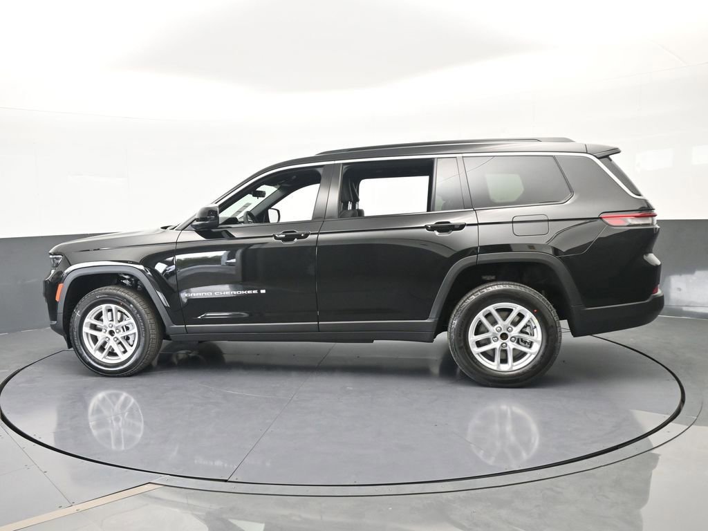 New 2026 Jeep Grand Cherokee L Laredo image 3