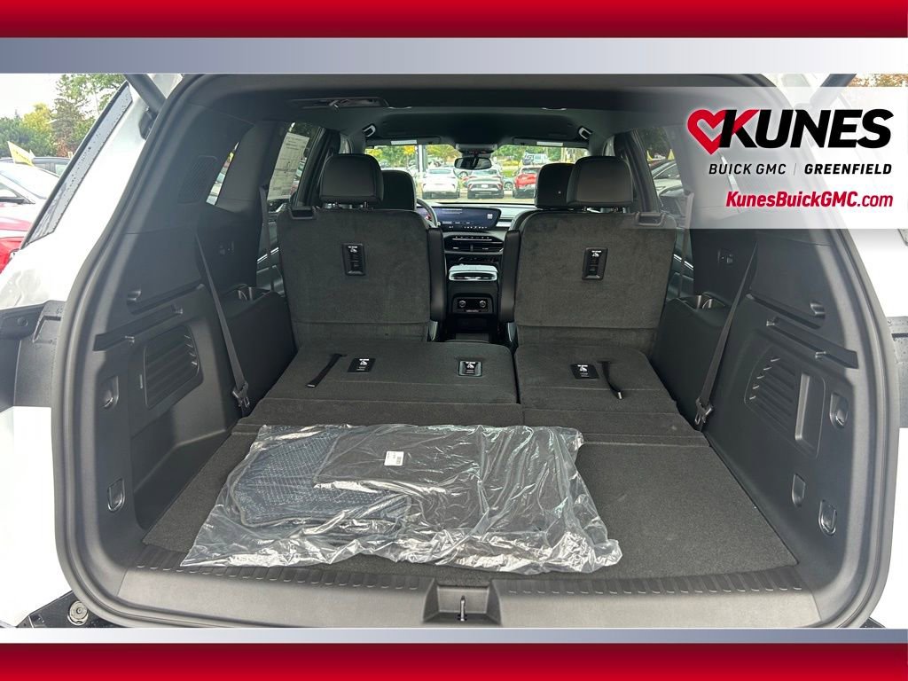 New 2026 Buick Enclave Sport Touring w/ LPO, Floor Liner Package image 13