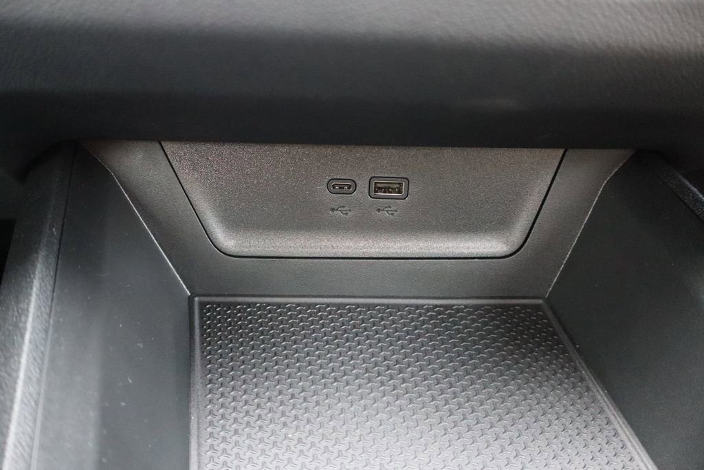 New 2026 Chevrolet Equinox ACTIV w/ Convenience Package III image 20