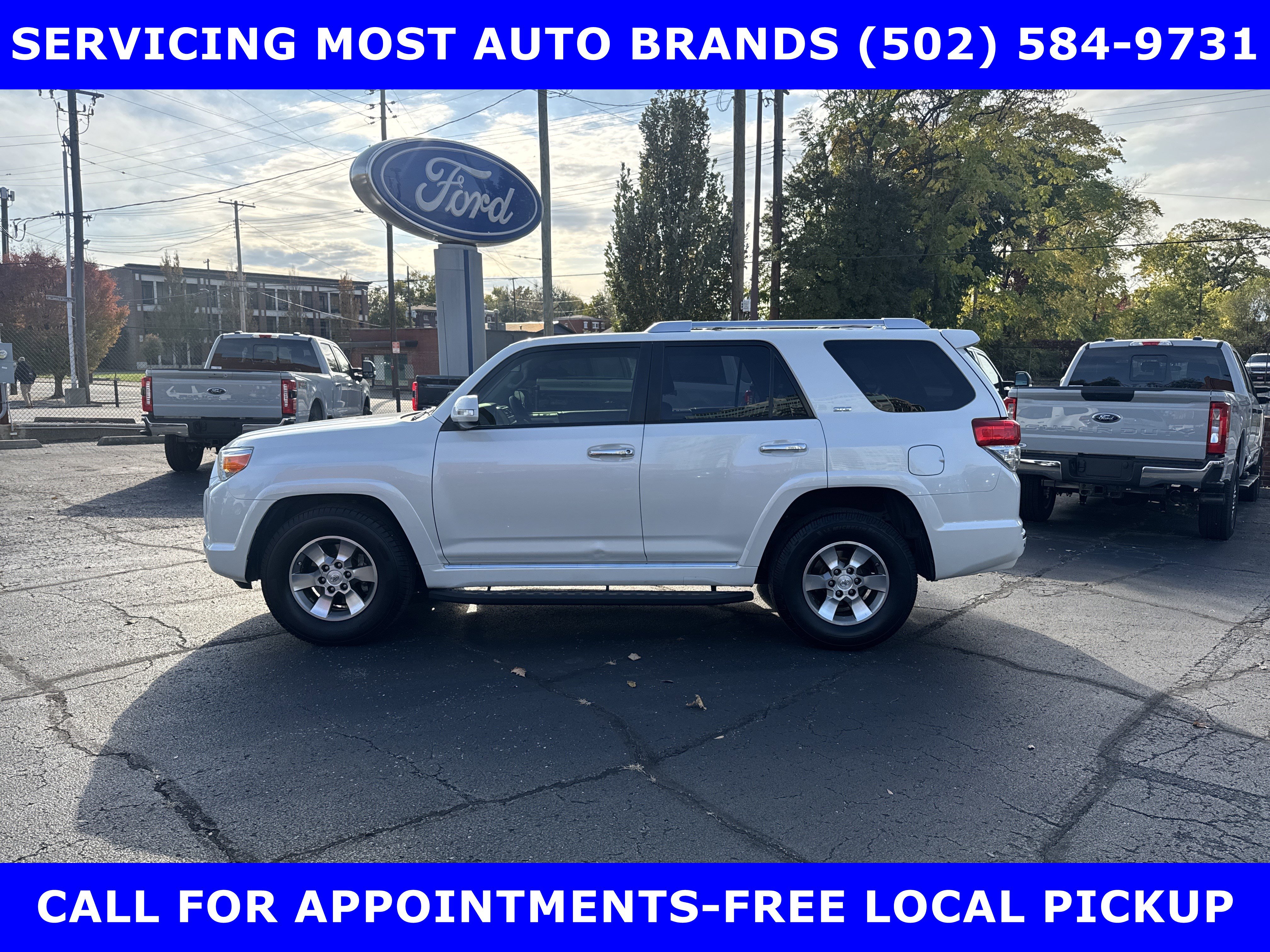 Used 2013 Toyota 4Runner SR5 image 2
