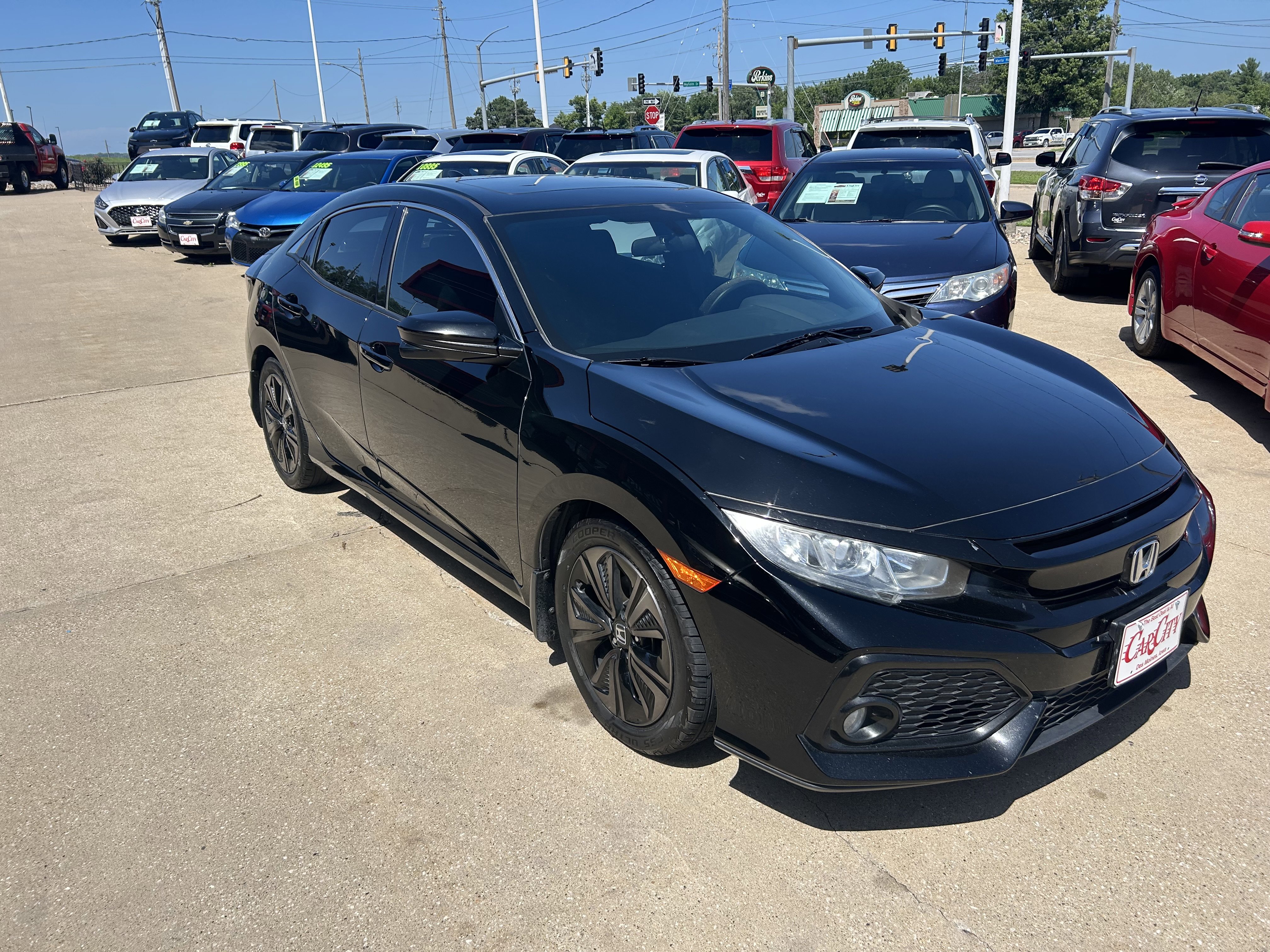 Used 2017 Honda Civic EX image 2