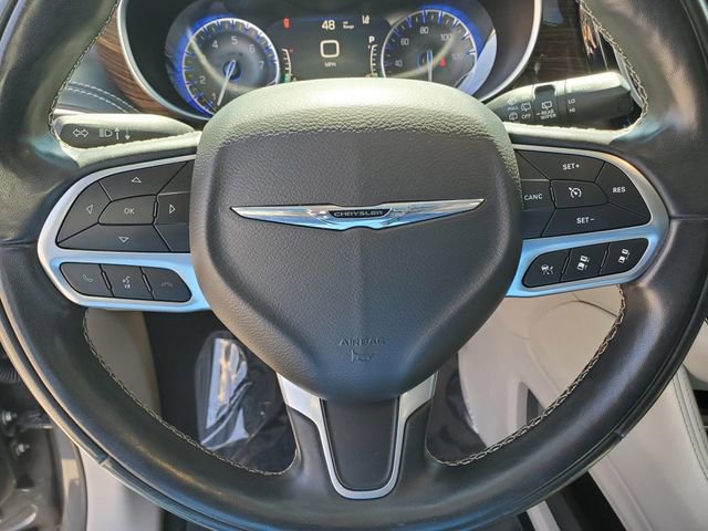 Used 2022 Chrysler Pacifica Limited image 21
