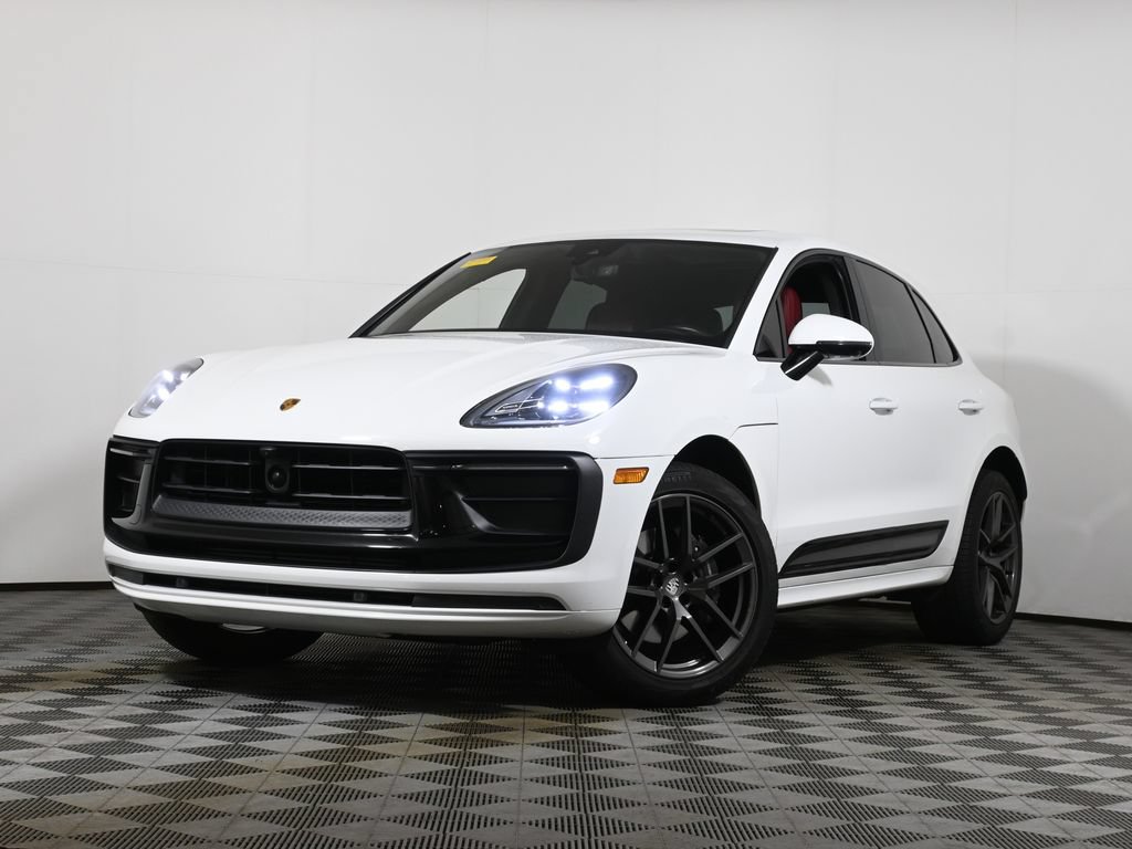 Used 2023 Porsche Macan Turbo AWD/4WD video 1