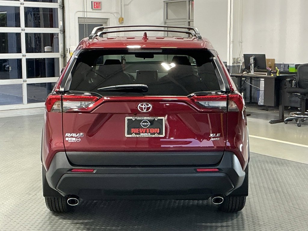 Used 2024 Toyota RAV4 XLE image 31
