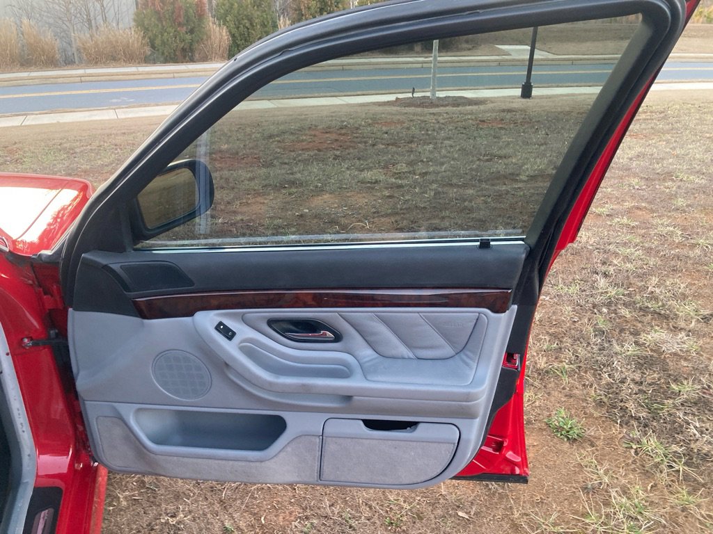 Used 2001 BMW 740iL image 13