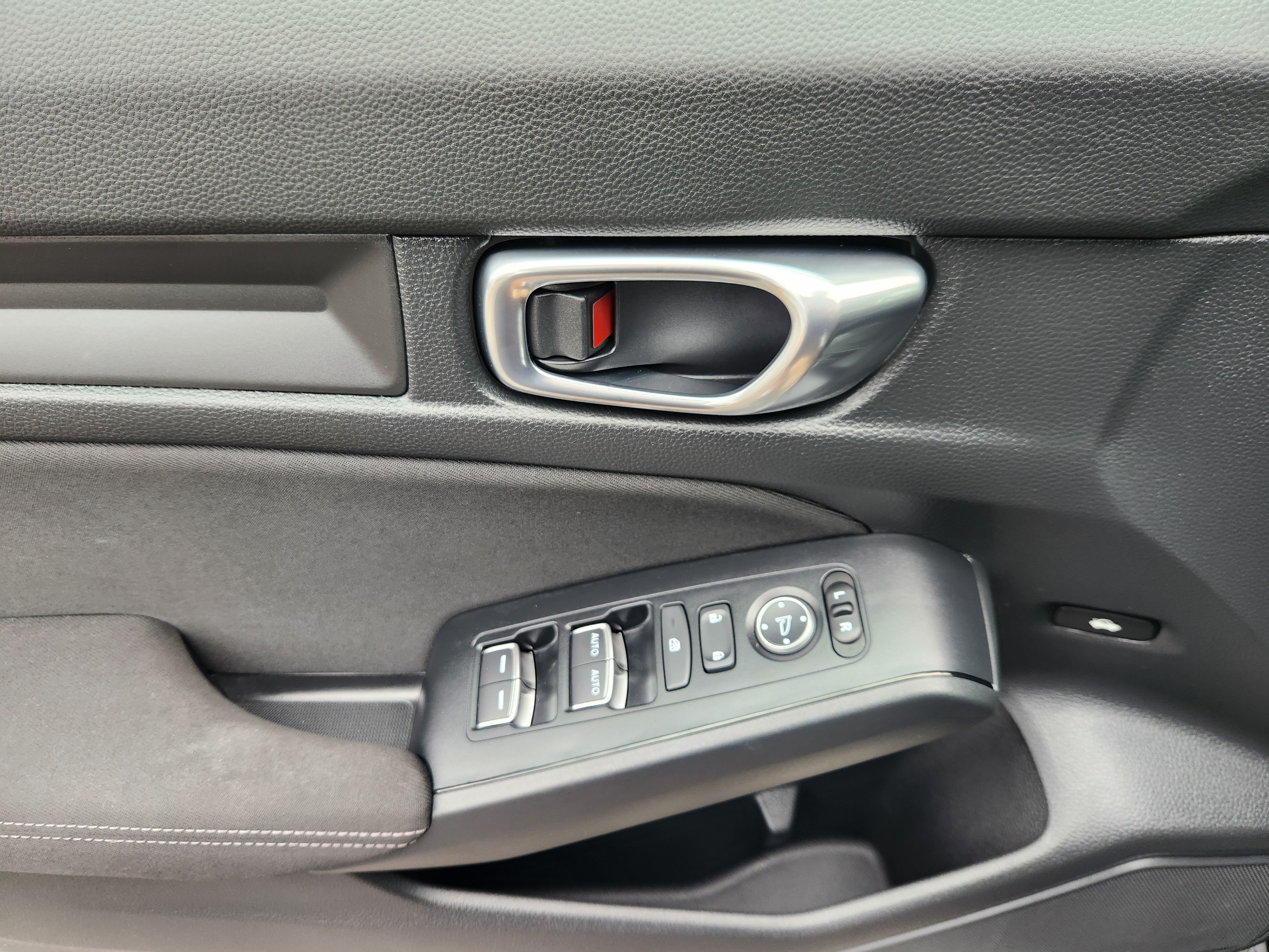 Used 2025 Honda Civic LX image 16