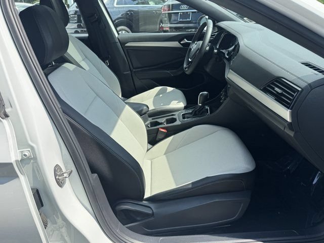 Used 2019 Volkswagen Jetta R-Line FWD image 30