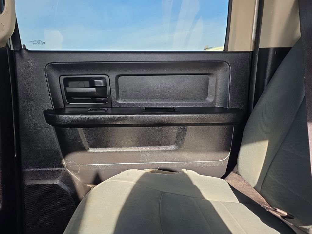 Used 2016 RAM 3500 Tradesman w/ Chrome Appearance Group AWD/4WD image 11