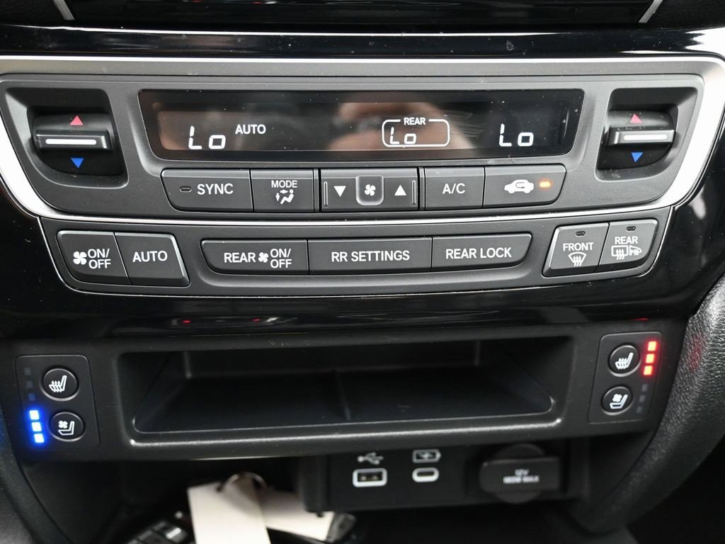 Used 2024 Honda Passport Black Edition image 27