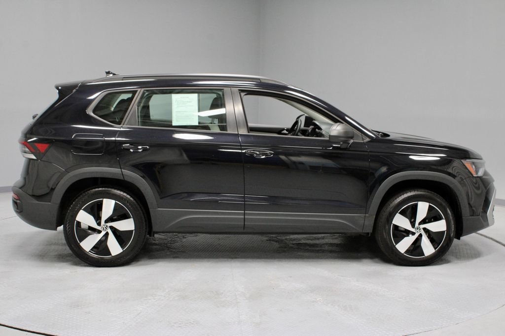 Used 2025 Volkswagen Taos S AWD/4WD image 6