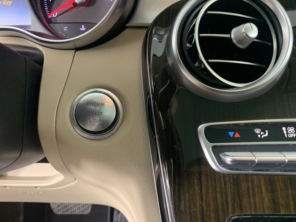 Used 2018 Mercedes-Benz GLC 300 image 18