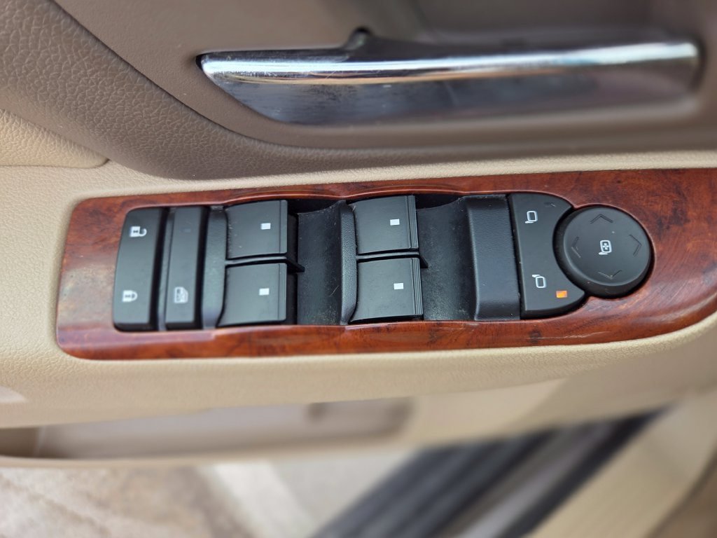 Used 2012 GMC Yukon SLT RWD image 26