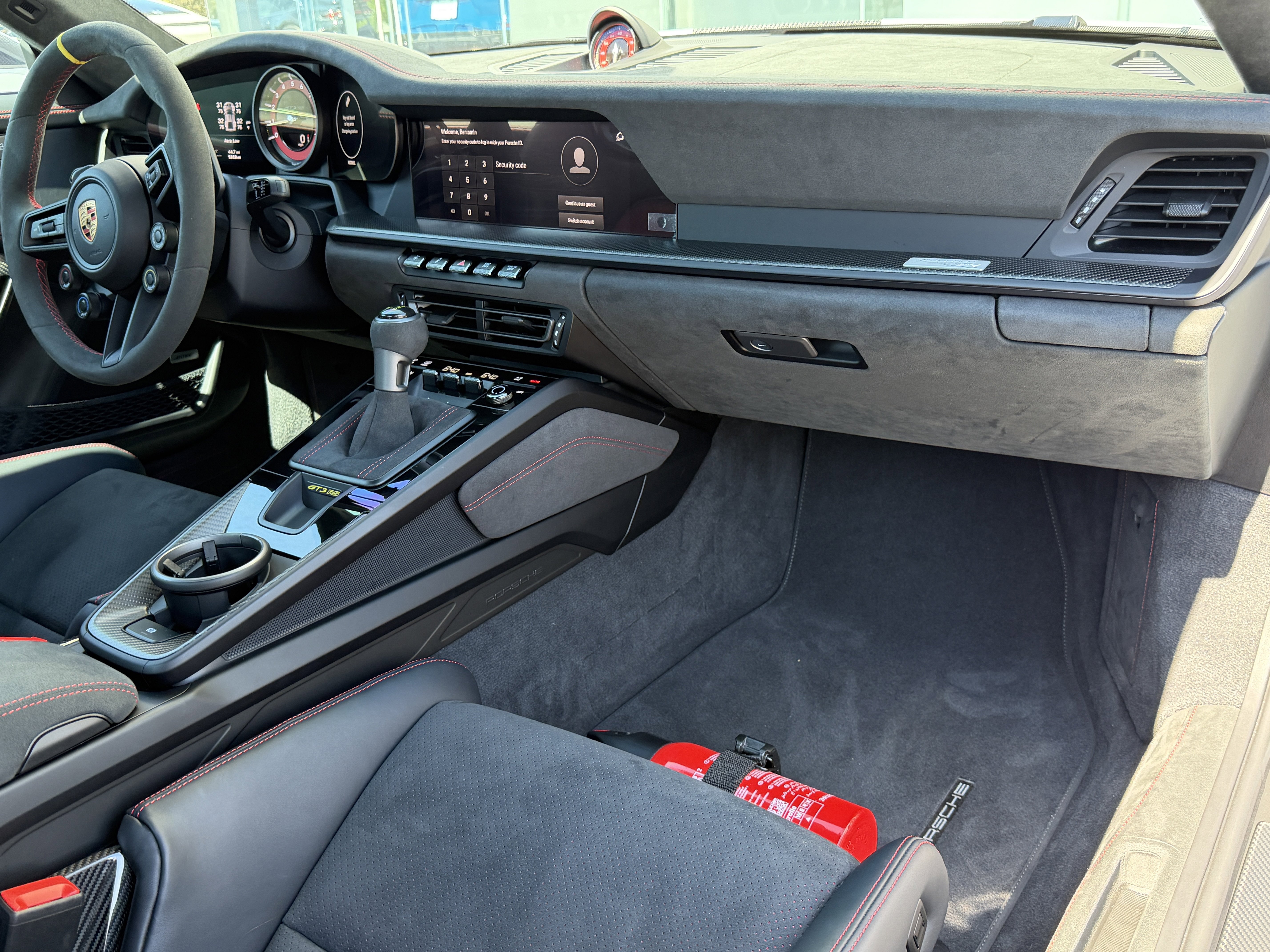 Certified 2025 Porsche 911 GT3 RS image 14