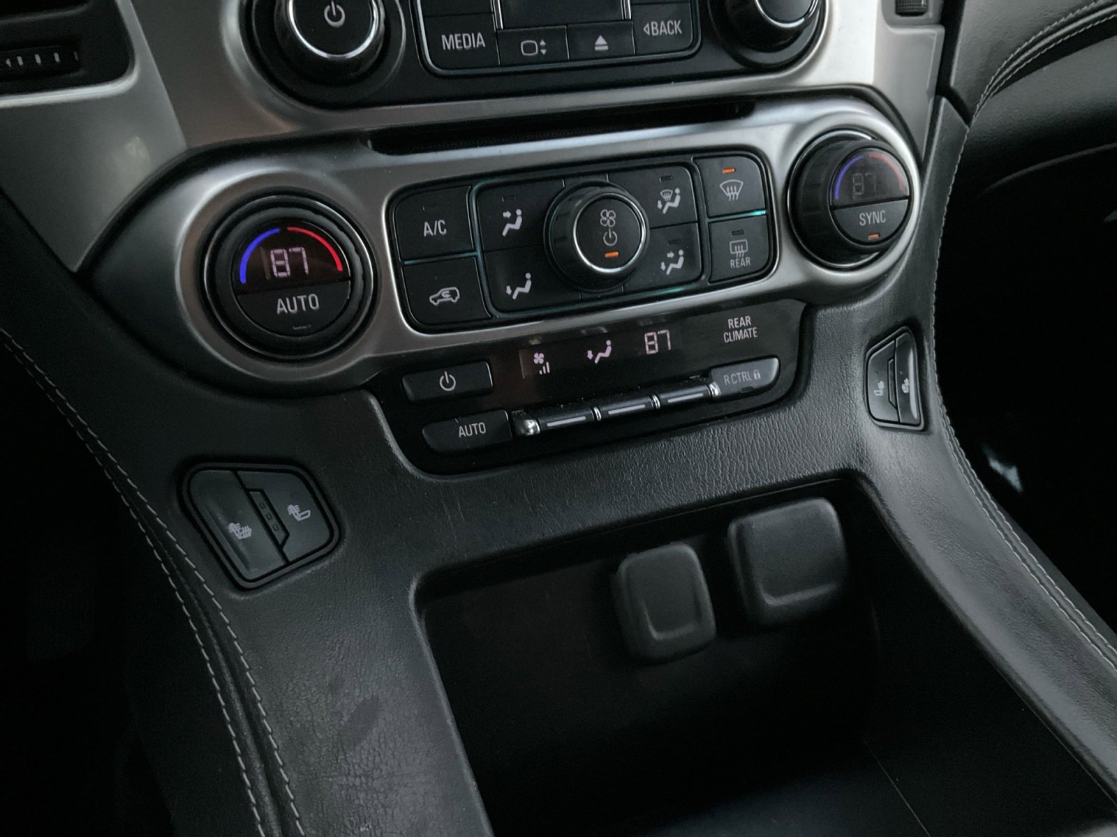 Used 2017 Chevrolet Tahoe LT image 24