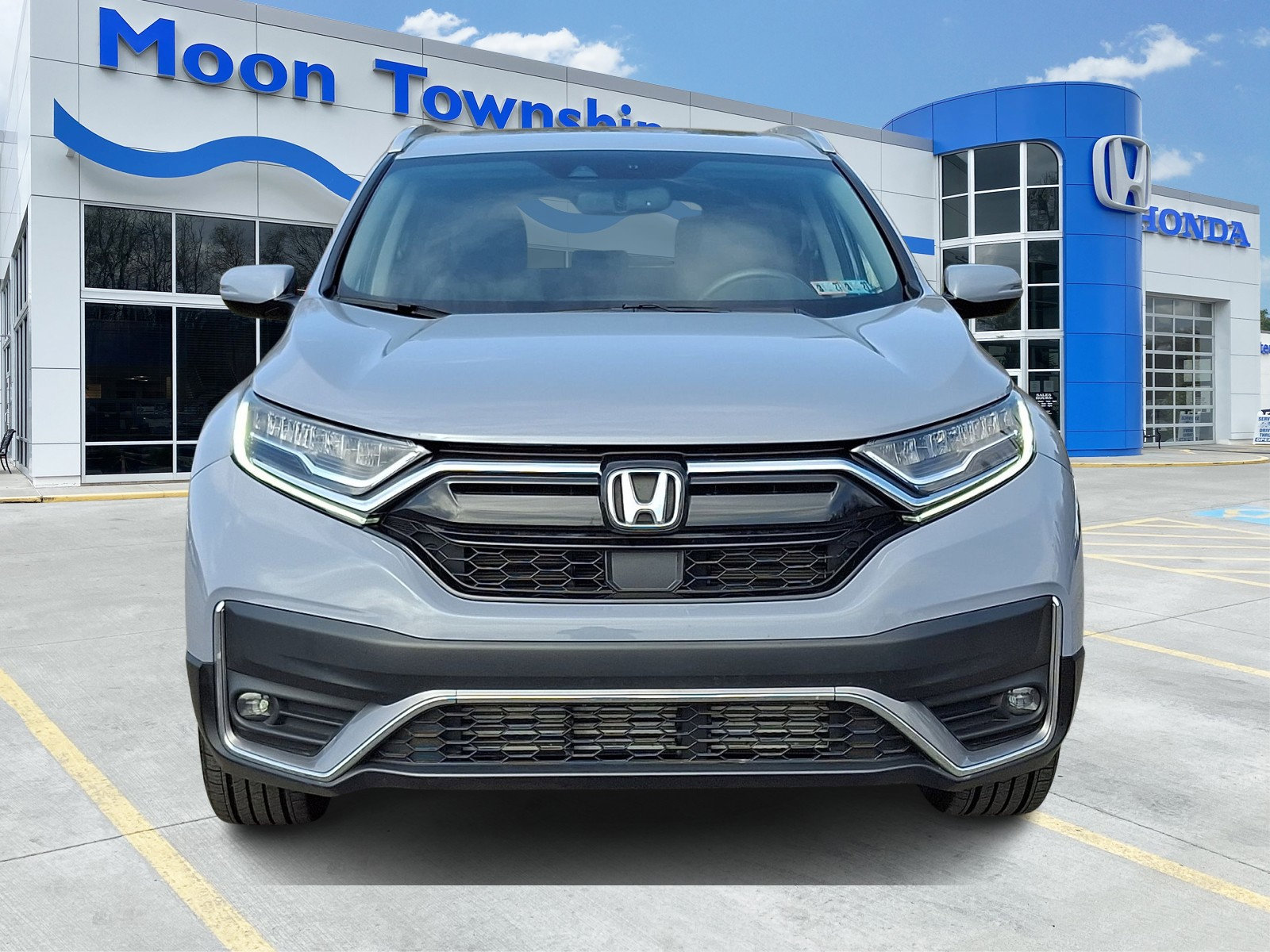 Used 2022 Honda CR-V Touring image 2