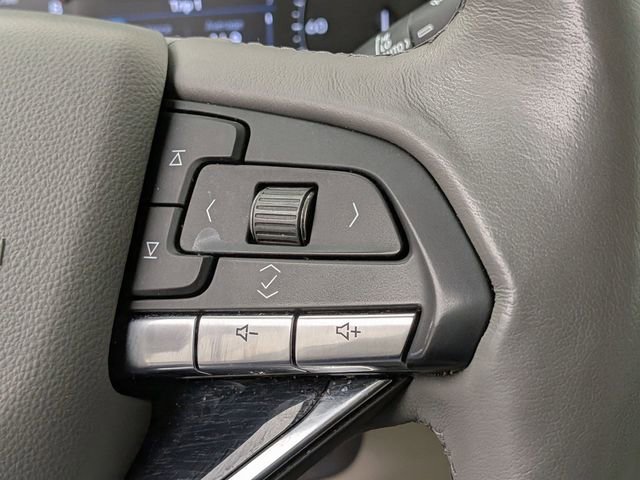 Certified 2023 Cadillac XT6 Premium Luxury w/ LPO, Floor Liner Package AWD/4WD image 12