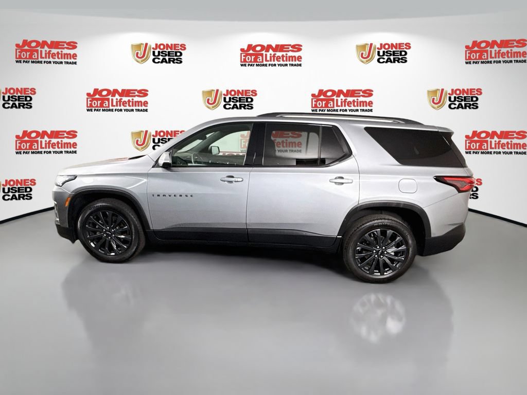 Used 2023 Chevrolet Traverse RS AWD/4WD image 16