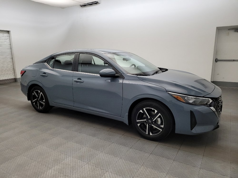 Used 2025 Nissan Sentra SV FWD image 11