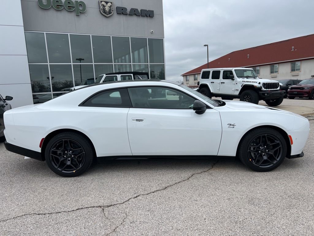 New 2024 Dodge Charger R/T w/ Plus Group image 2