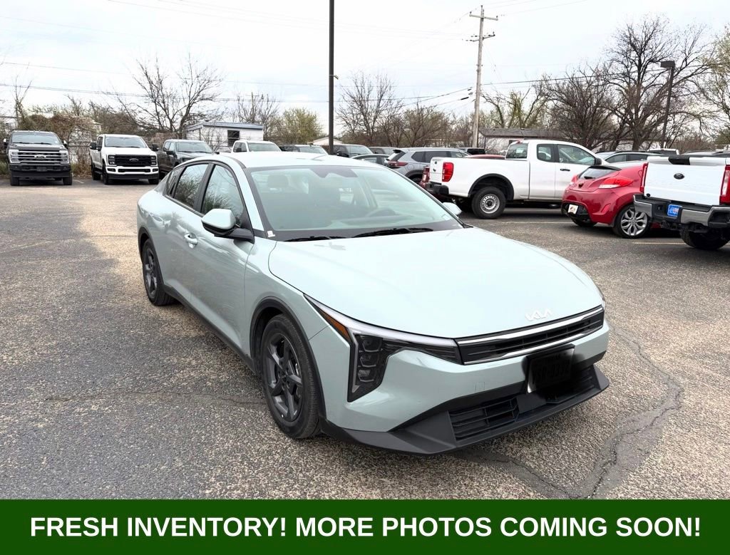 Used 2025 Kia K4 LXS