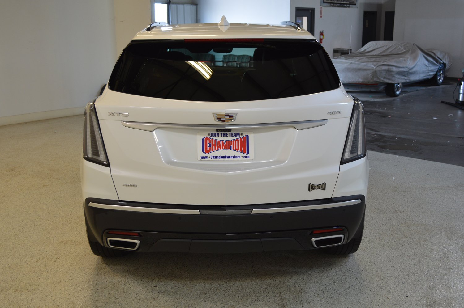 Used 2021 Cadillac XT5 Sportv w/ Platinum Package AWD/4WD image 4