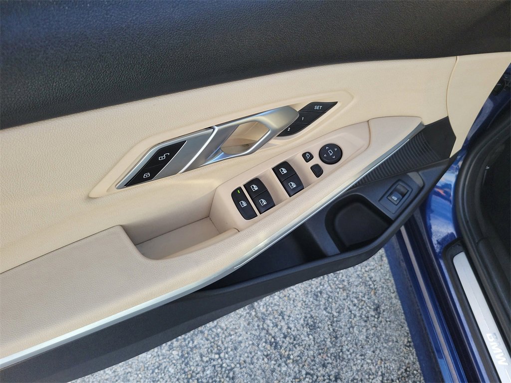 Used 2020 BMW 330i Sedan w/ Convenience Package image 14