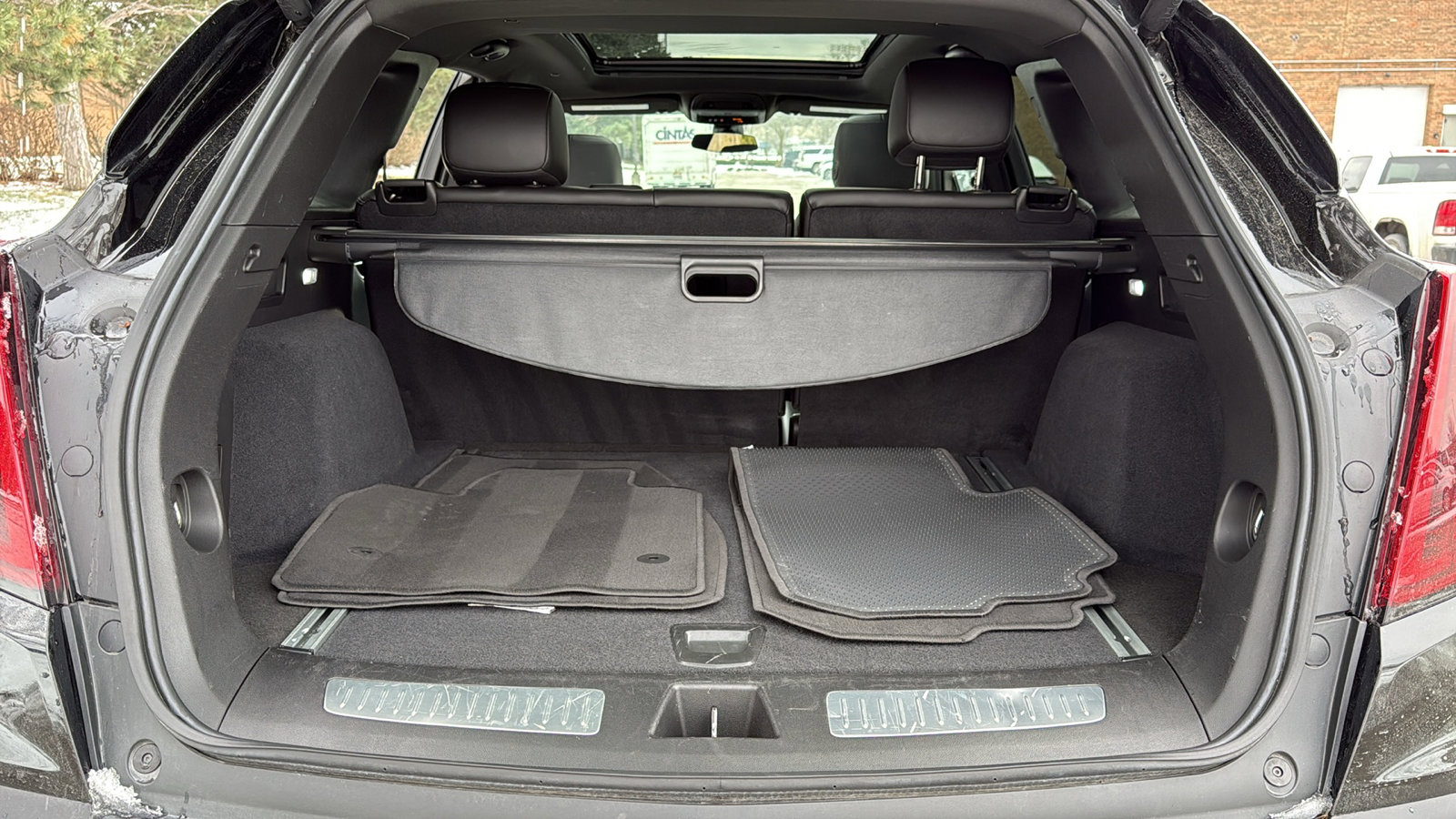 Certified 2025 Cadillac XT5 Premium Luxury image 35